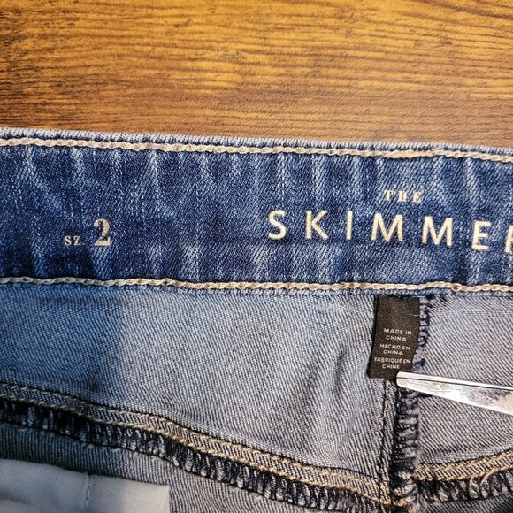 WHBM Jeans Size 2 The Skimmer Skinny Embroidered Zip Low Rise Medium Light Wash - Picture 4 of 10